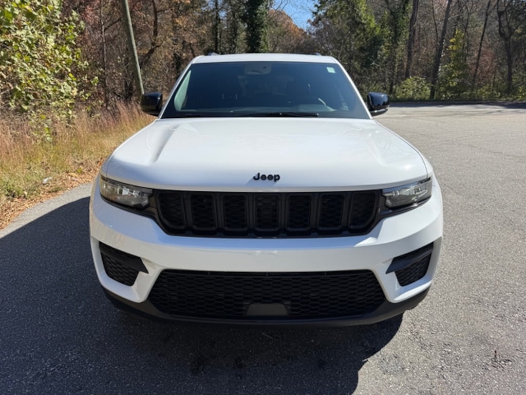 New 2025 Jeep Grand Cherokee Altitude X 4WD Sport Utility