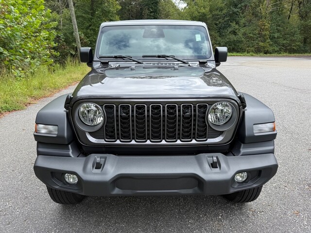 2025 Jeep Wrangler Sport S photo 2