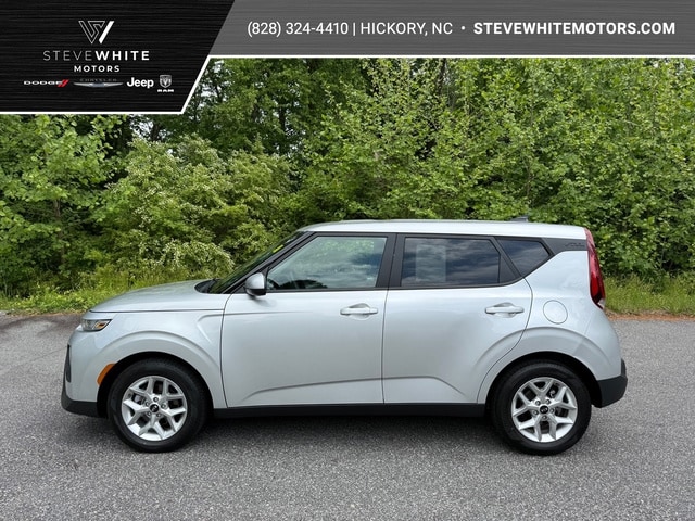 2021 Kia Soul 2.0L S IVT's photo