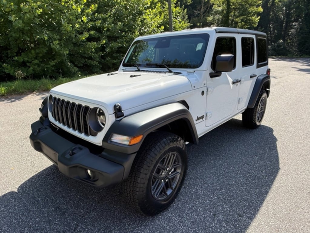 New 2026 Jeep Wrangler 4-DOOR SPORT S Sport Utility