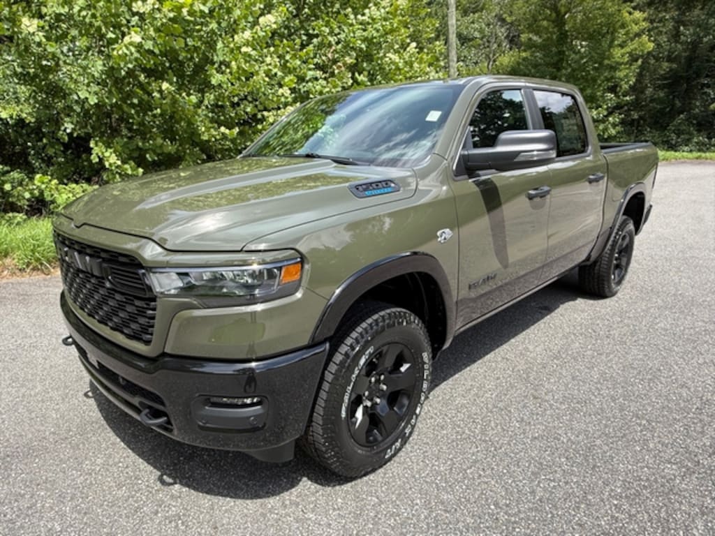 New 2026 Ram 1500 Big Horn Crew Hemi 4WD Back Country Pickup