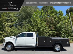 2026 Ram 5500 Chassis Cab Big Horn/Laramie Crew 4WD 84 CA Cummins Pickup