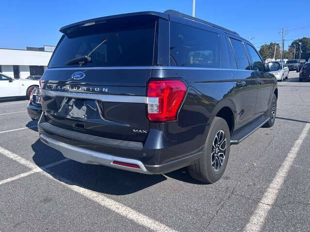2022 Ford Expedition MAX XLT photo 3