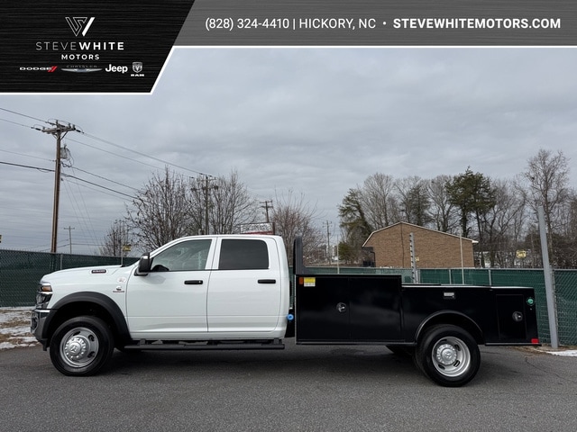 2026 RAM 5500 Big Horn 4X4 Crew Cab DRW 197" WB's photo