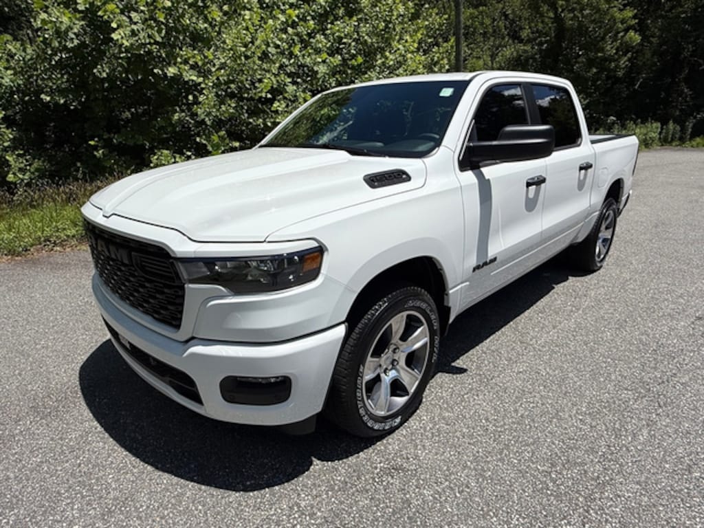 New 2026 Ram 1500 Express Crew 4WD Hurricane Pickup