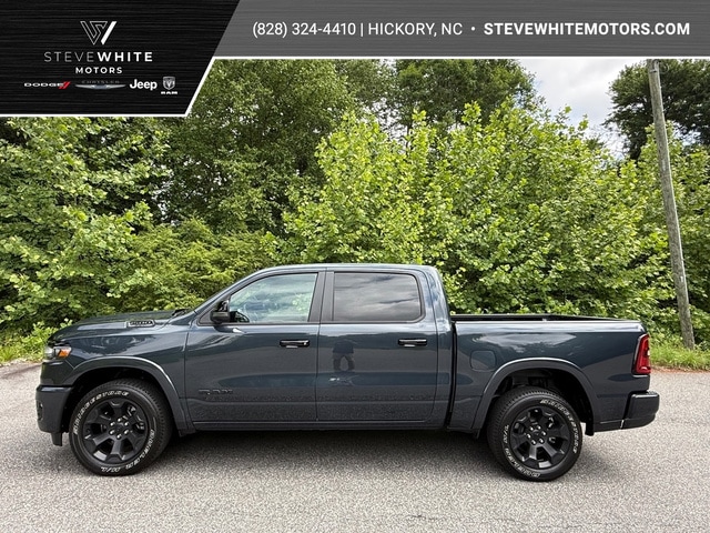 2025 RAM 1500 Big Horn/Lone Star 4x4 Crew Cab 5'7's photo