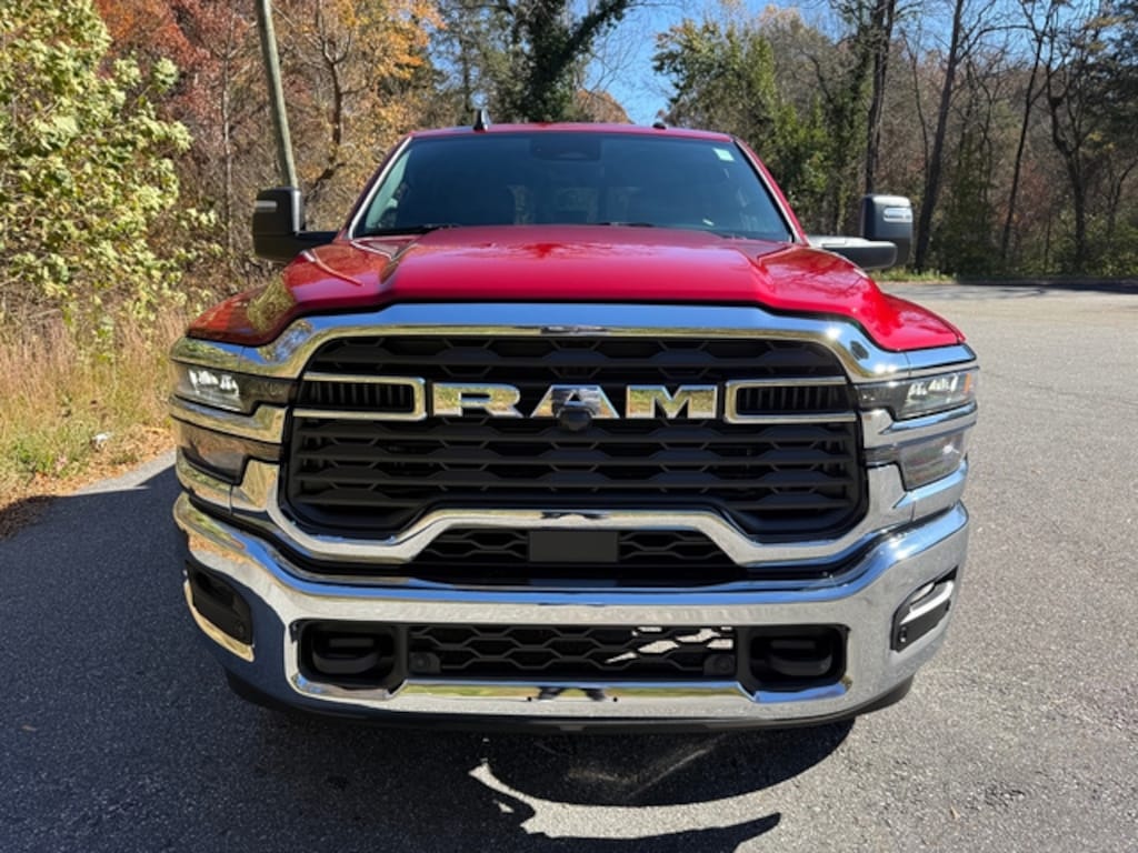 New 2026 Ram 2500 Tradesman Crew Hemi 4WD SWB Pickup
