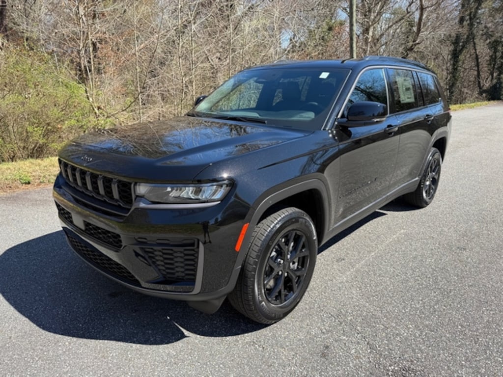 New 2026 Jeep Grand Cherokee L Laredo Altitude 4WD Sport Utility