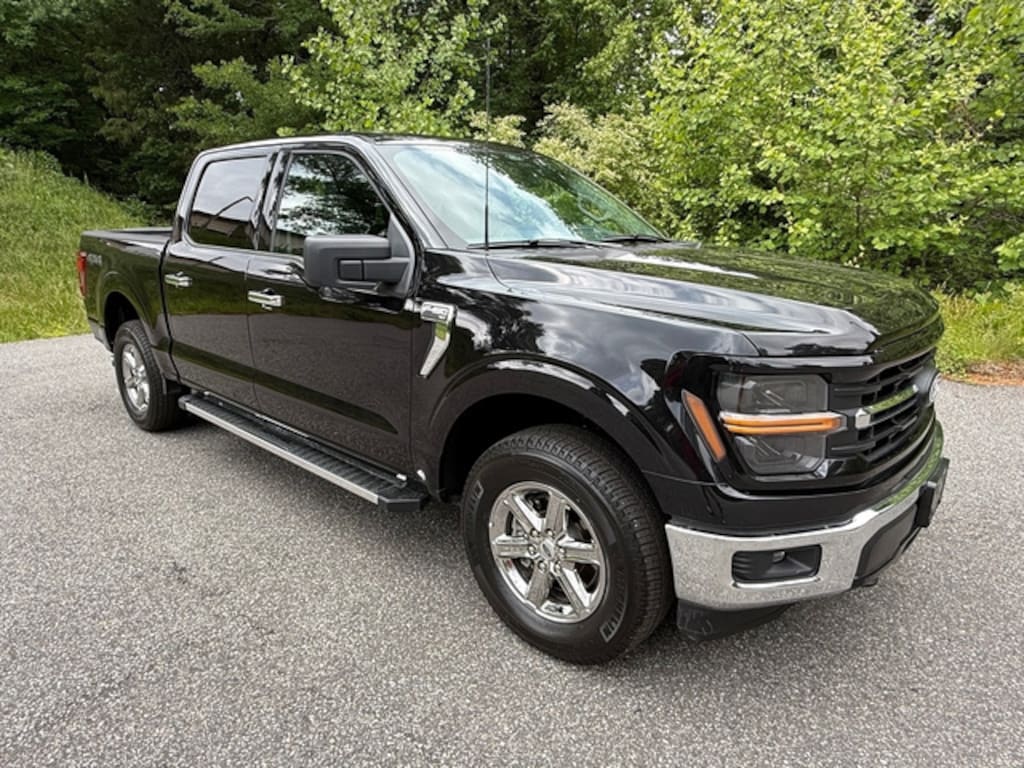 Used 2025 Ford F-150 XLT Truck SuperCrew Cab