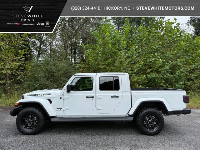 2025 Jeep Gladiator Pickup 