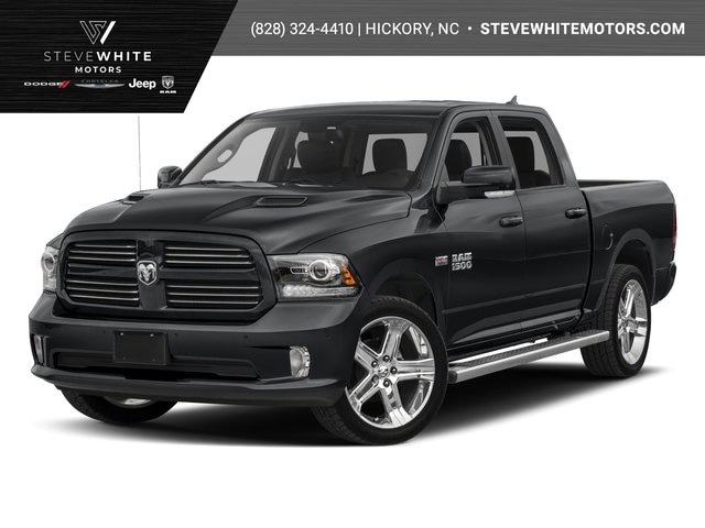 2017 RAM 1500 Sport 4x4 Crew Cab 5'7's photo
