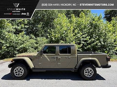 New 2026 Jeep Gladiator Rubicon Body Color Hard Top Pickup S19881 in Hickory, NC