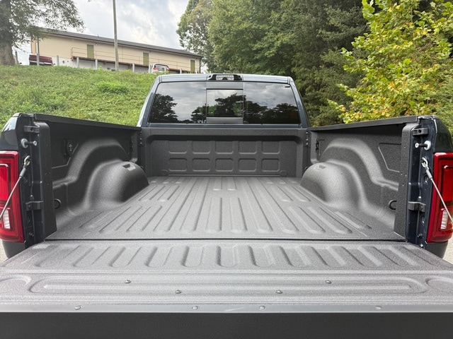 2026 RAM 2500 Laramie - Photo 10