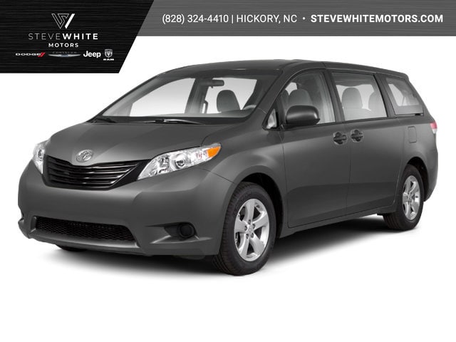 2013 Toyota Sienna's photo