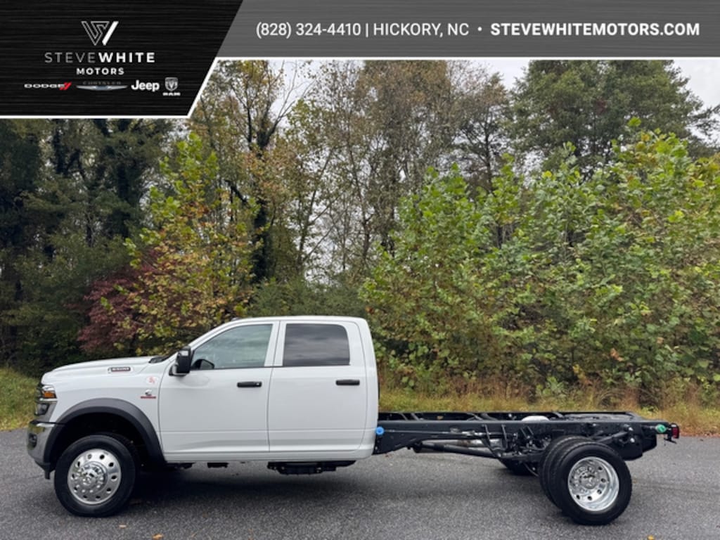 New 2026 Ram 5500 Chassis Cab Tradesman Crew 4WD 84 CA Cummins Pickup