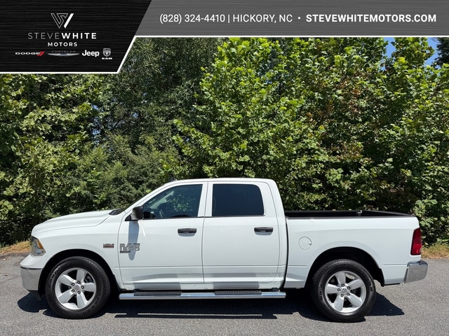 2023 Ram 1500 Classic Truck Crew Cab 