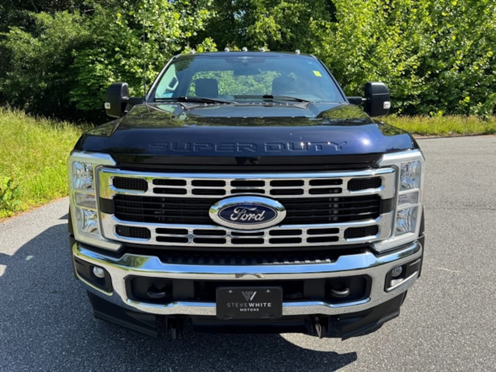 Used 2023 Ford F-450 Chassis Truck Regular Cab