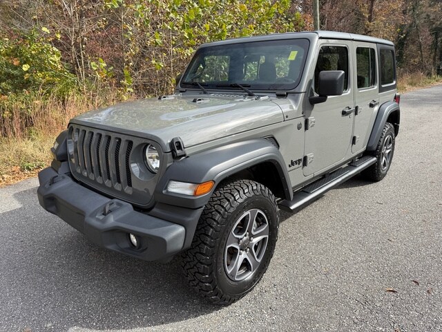2023 Jeep Wrangler Sport photo 2
