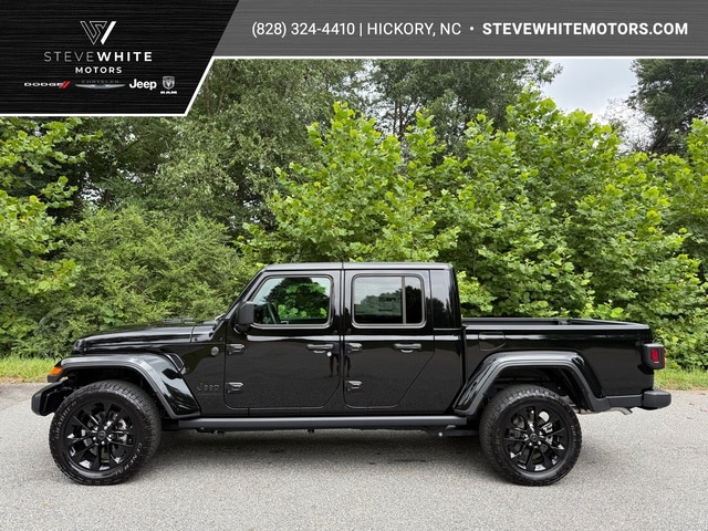 2025 Jeep Gladiator Pickup 