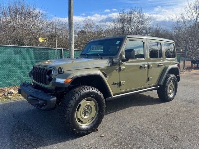 2025 Jeep Wrangler 4xe Willys photo 2