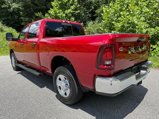 2025 RAM 2500 Tradesman - Photo 10