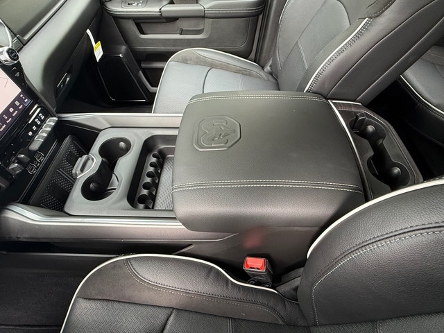 2026 RAM 2500 Laramie - Photo 33