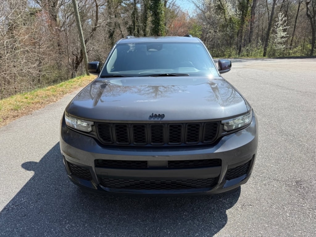 Used 2021 Jeep Grand Cherokee L Altitude 4WD SUV