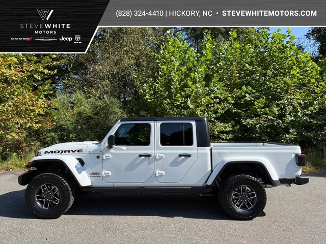 2025 Jeep Gladiator Pickup 