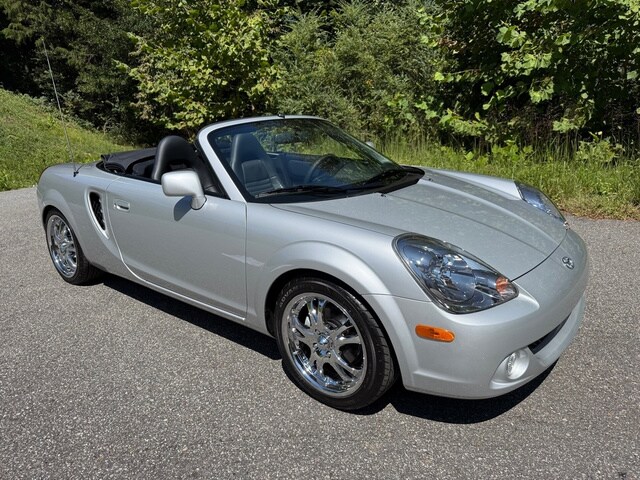 2003 Toyota MR2 Spyder photo 4