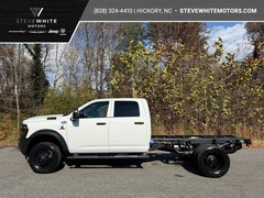 2026 Ram 4500 Chassis Cab Tradesman Crew 4WD Cummins 60 CA Pickup