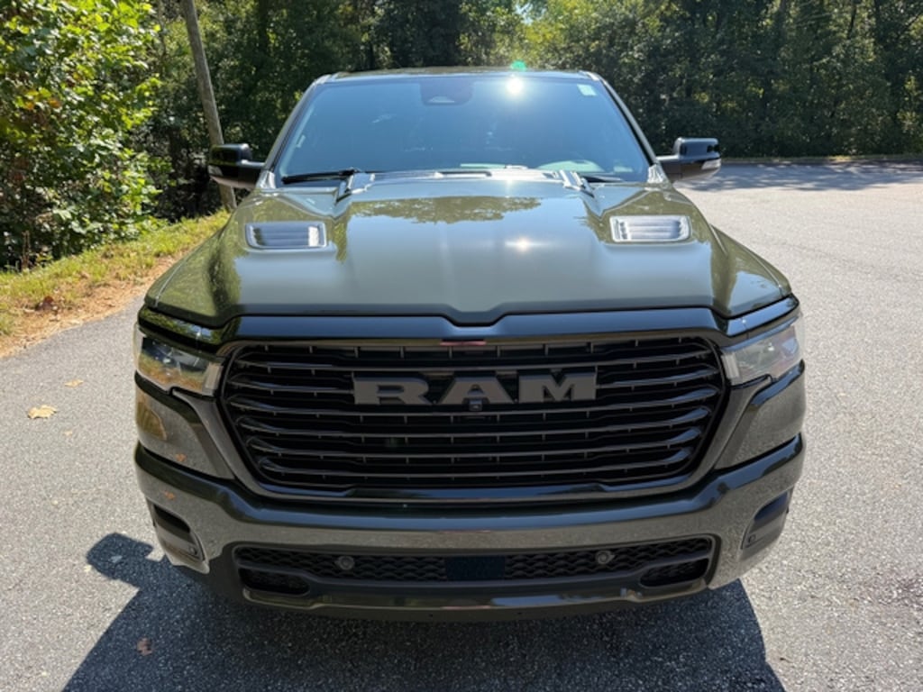New 2026 Ram 1500 Laramie Crew Hemi 4WD Night Edition Pickup