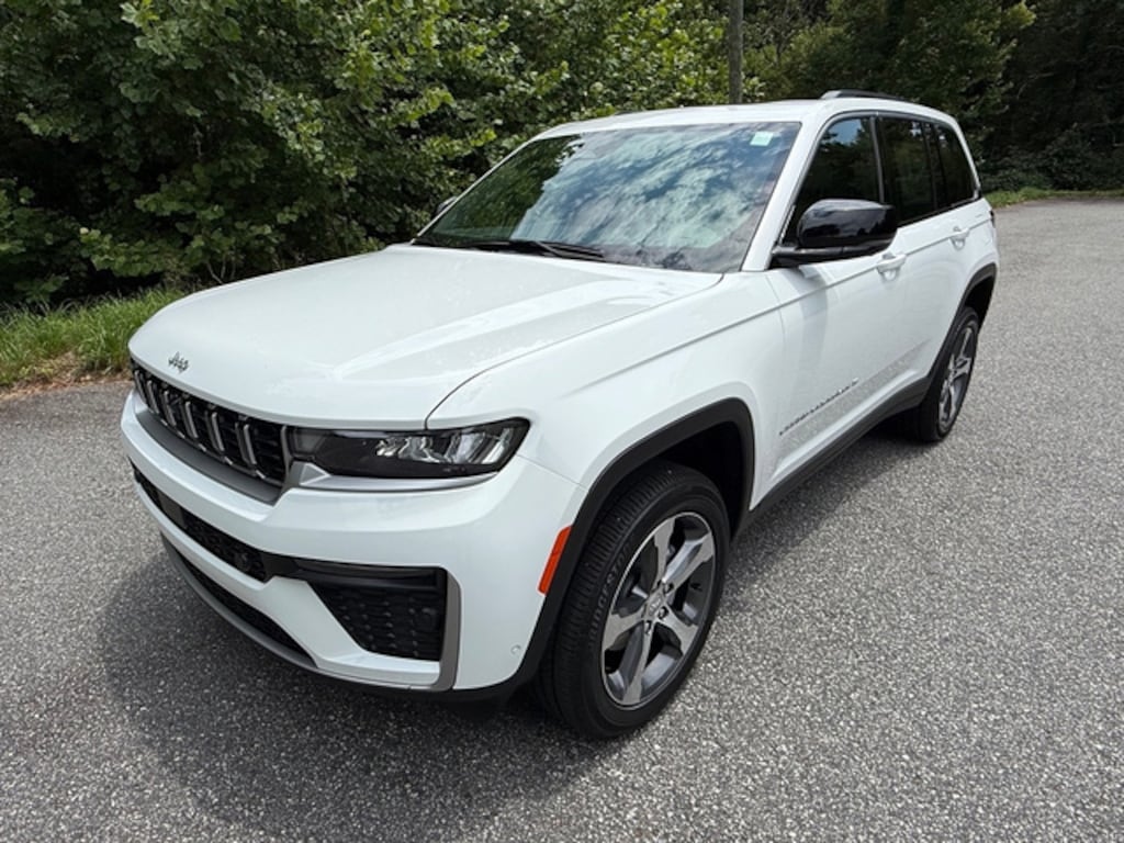 New 2026 Jeep Grand Cherokee Limited 4WD Luxury Tech II Sport Utility