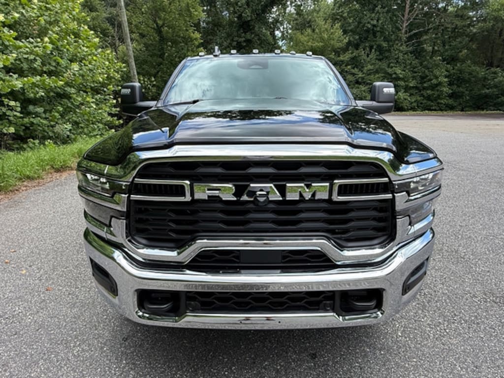 New 2026 Ram 3500 Big Horn Crew 4WD Cummins DRW Pickup