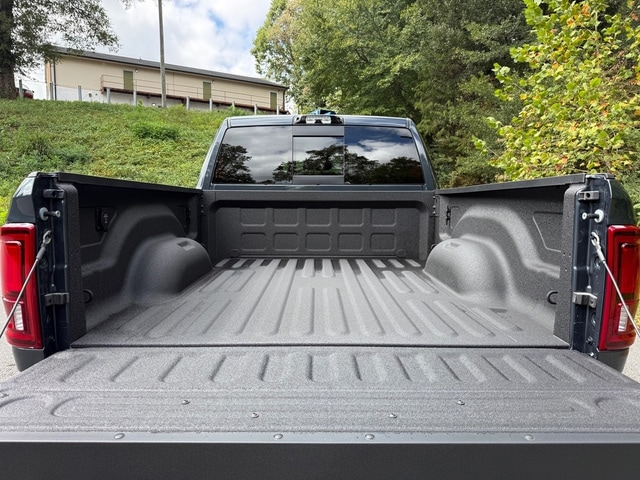 2026 RAM 2500 Laramie - Photo 9