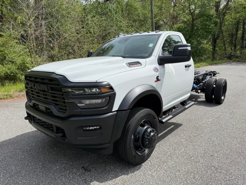 New 2026 Ram 5500 Chassis Cab Tradesman R/C 4WD 84 CA Cummins Pickup