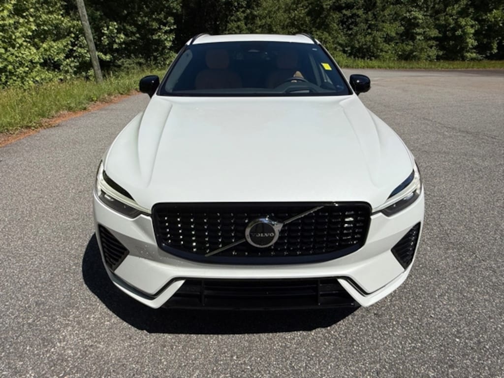 Used 2023 Volvo XC60 Ultimate Dark Theme AWD SUV