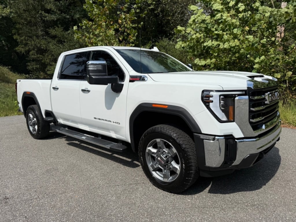 Used 2025 GMC Sierra 2500 HD SLT Truck Crew Cab