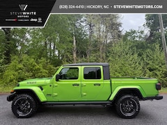 New 2025 Jeep Gladiator WILLYS 4X4 Pickup S18437 in Hickory, NC