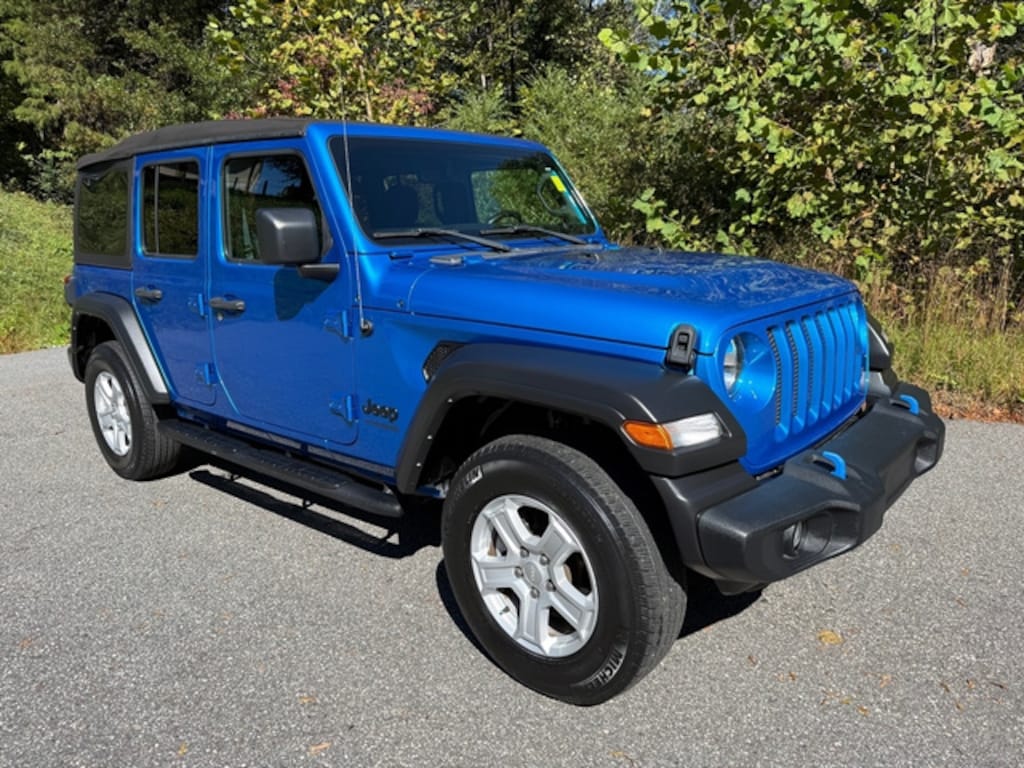Used 2022 Jeep Wrangler Sport S SUV