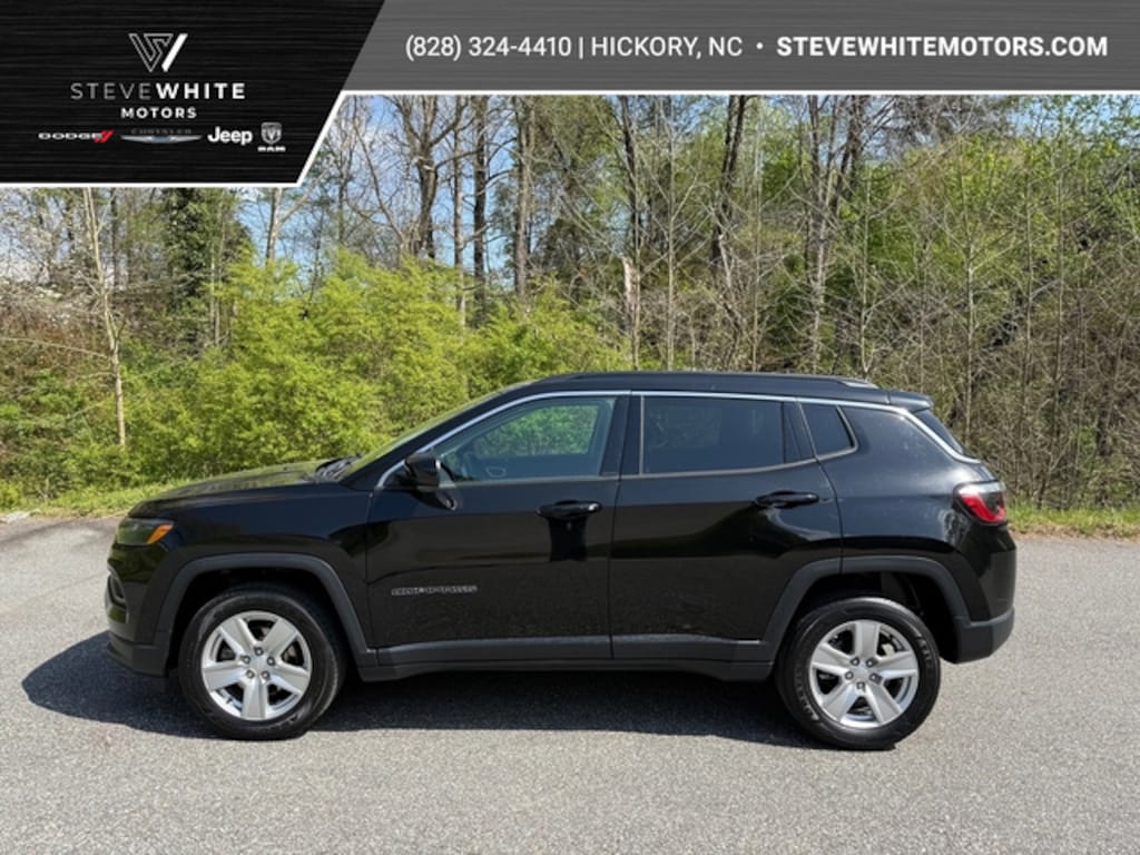 Used 2022 Jeep Compass Latitude 4WD SUV