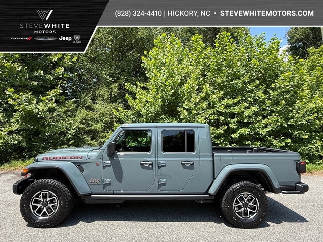 2026 Jeep Gladiator Pickup 