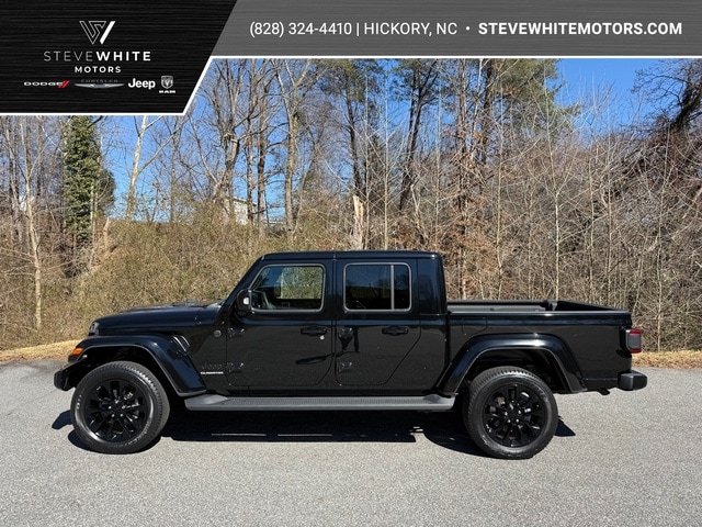2022 Jeep Gladiator Truck Crew Cab 