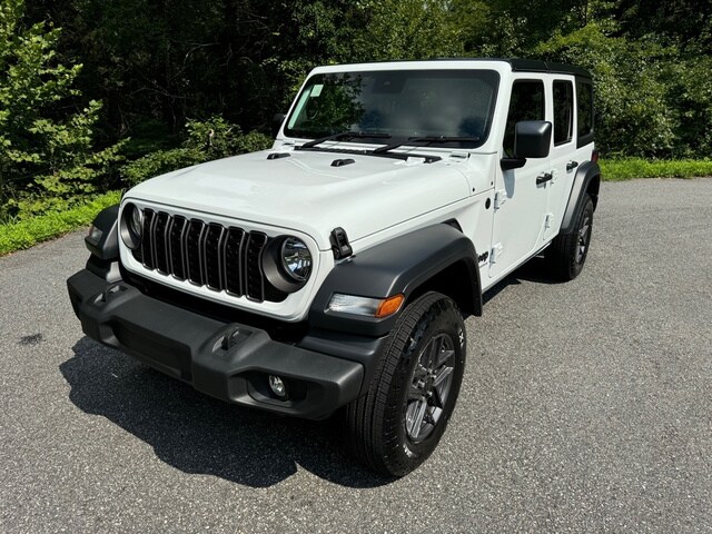 2024 Jeep Wrangler Sport RHD photo 2
