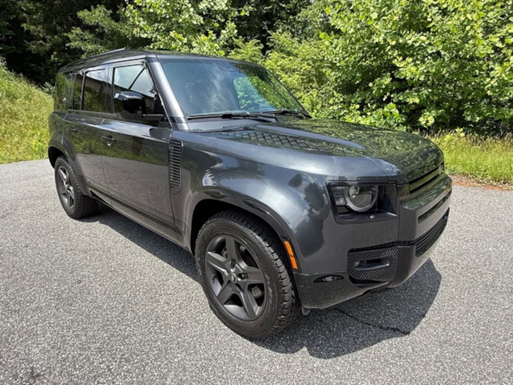 Used 2023 Land Rover Defender X-Dynamic SE SUV