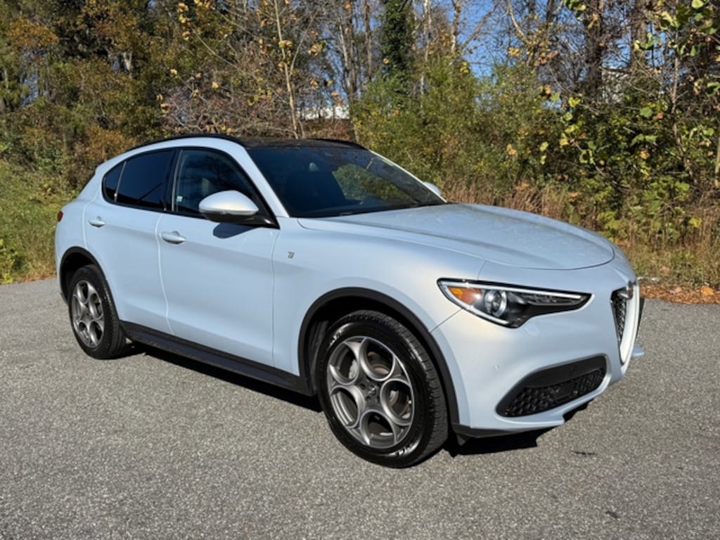Used 2022 Alfa Romeo Stelvio Ti SUV