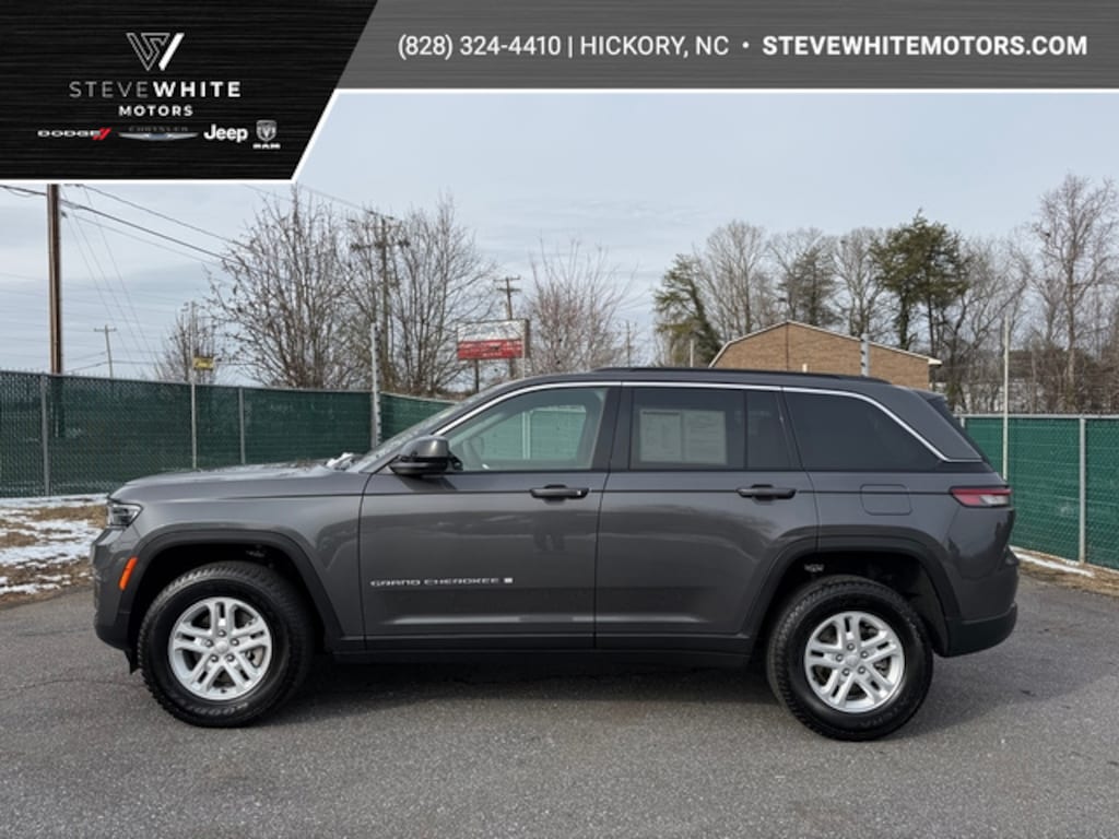 Used 2025 Jeep Grand Cherokee Laredo 4WD SUV