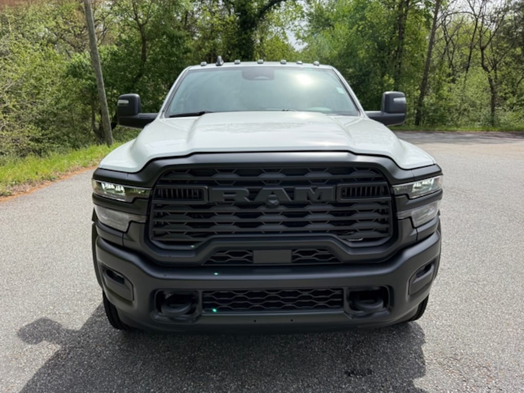 New 2026 Ram 5500 Chassis Cab Tradesman R/C 4WD 84 CA Cummins Pickup