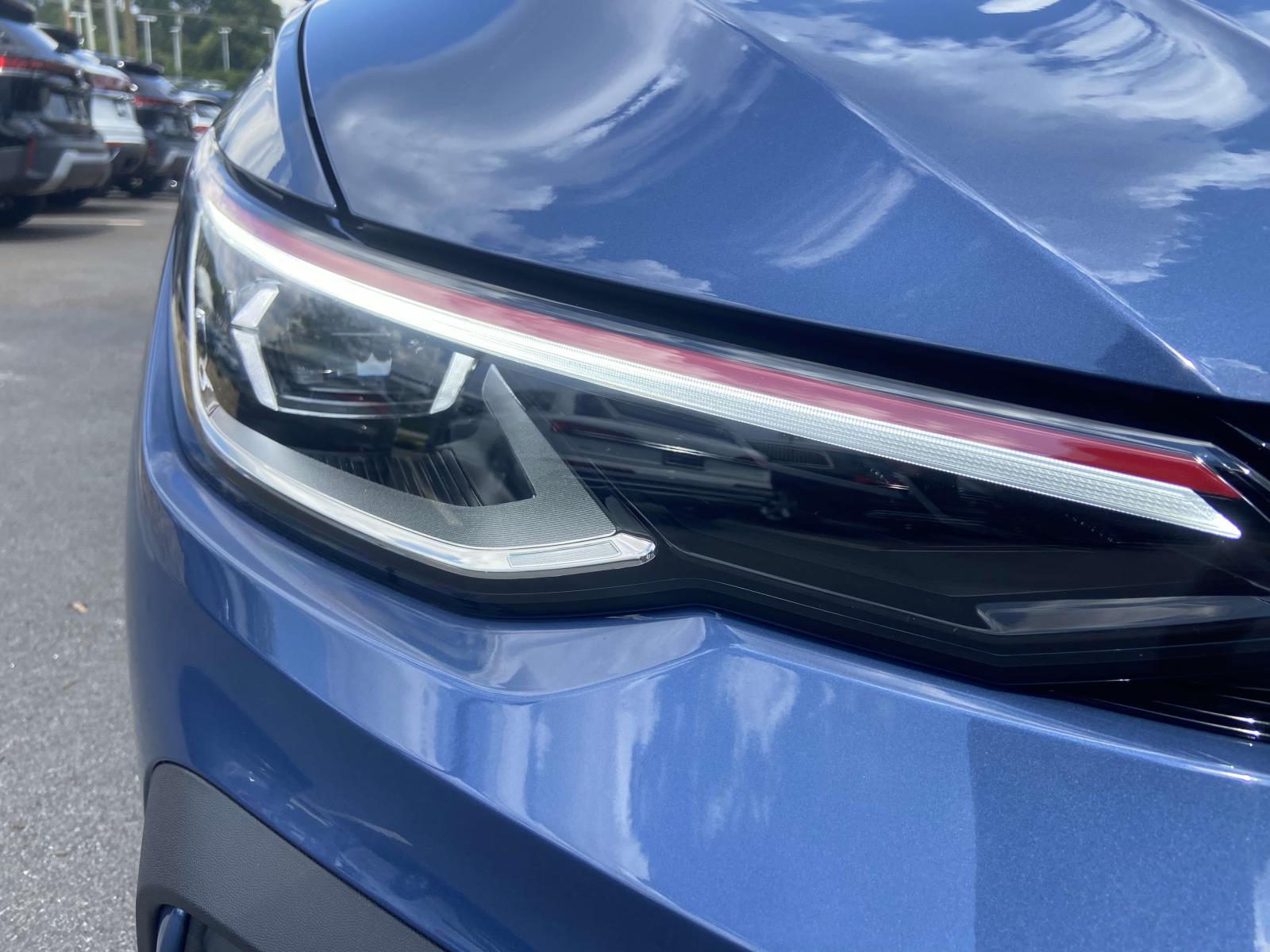 2025 Volkswagen Golf GTI Autobahn photo 4