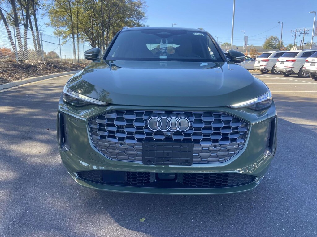 New 2025 Audi Q5 2.0T Prestige Sport Utility