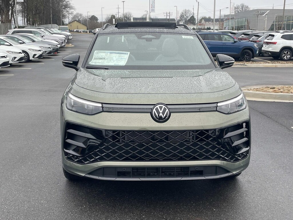 New 2026 Volkswagen Tiguan 2.0T SE R-Line Black 4MOTION Sport Utility